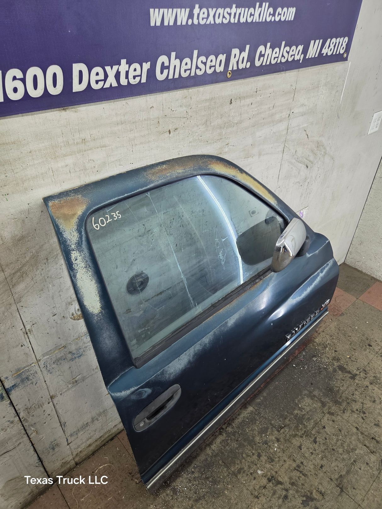 1994-2002 Dodge Ram 2nd Gen RH Passenger Side Front Door Regular Cab / 2 Door Ext Cab 1500 2500 3500 ROUND CORNER