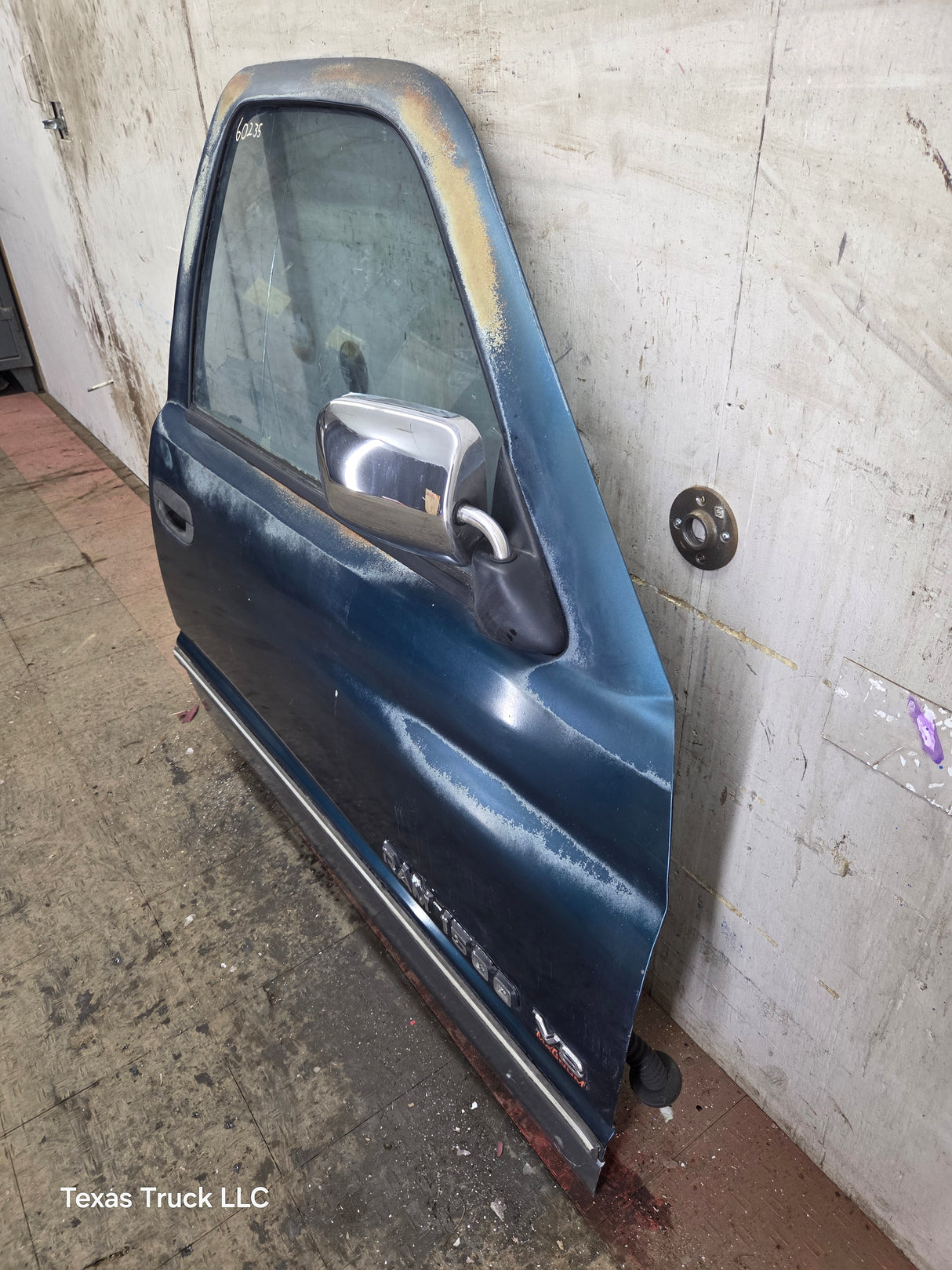 1994-2002 Dodge Ram 2nd Gen RH Passenger Side Front Door Regular Cab / 2 Door Ext Cab 1500 2500 3500 ROUND CORNER