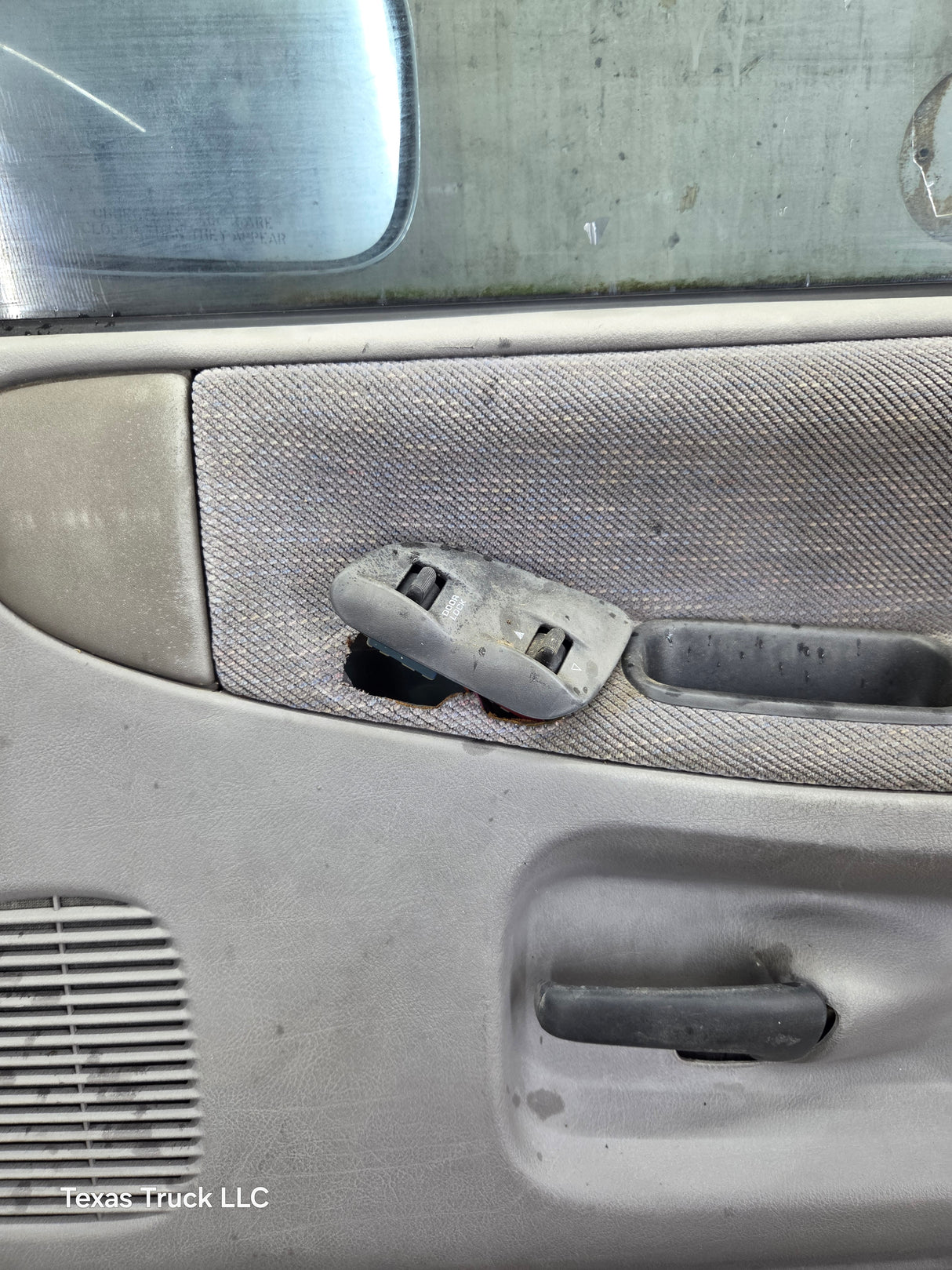 1994-2002 Dodge Ram 2nd Gen RH Passenger Side Front Door Regular Cab / 2 Door Ext Cab 1500 2500 3500 ROUND CORNER