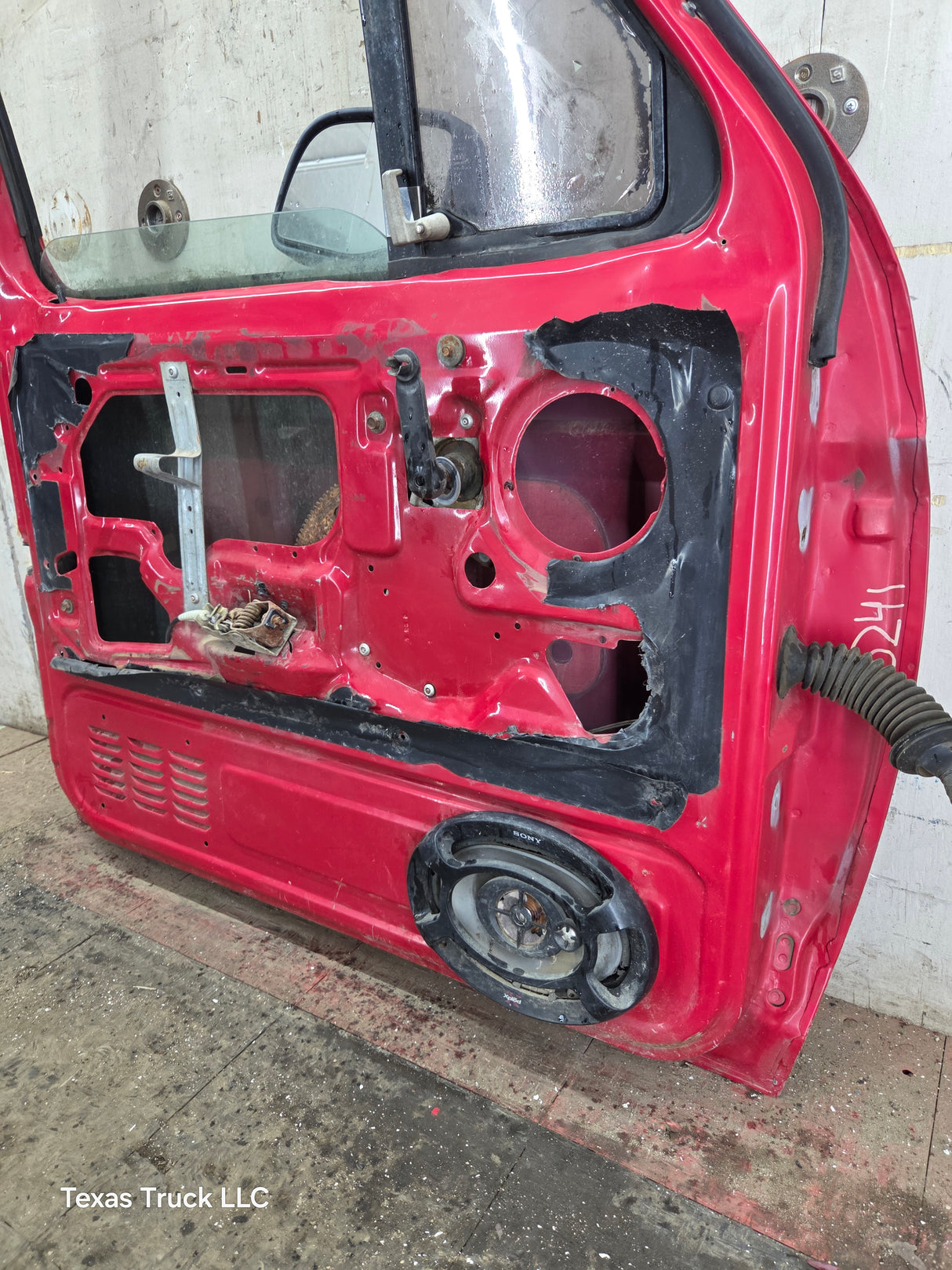 1980-1991 Ford F Series F250 F350 F450 F550 LH Driver Side Front Door