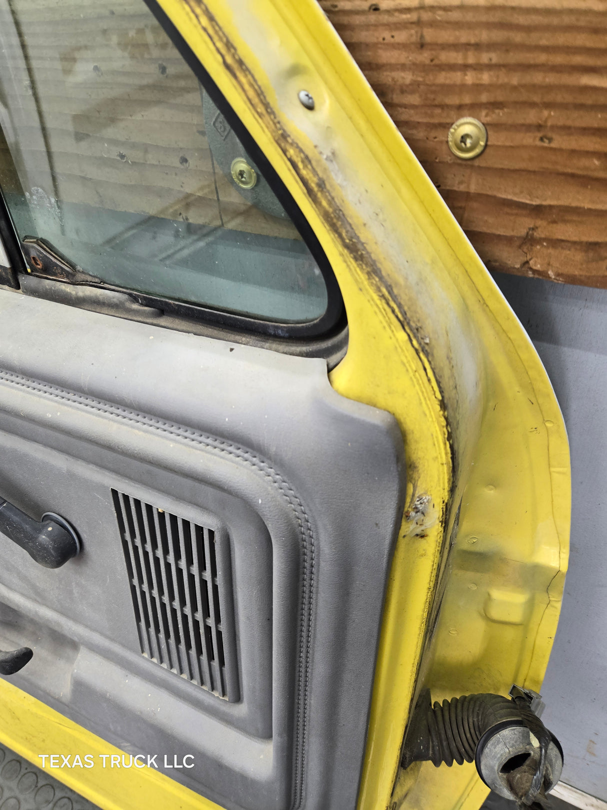 1987-1997 Ford F Series F250 F350 F450 F550 Driver Side Front Door LH