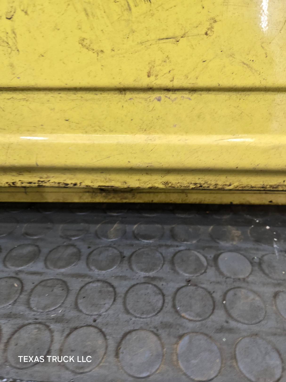 1987-1997 Ford F Series F250 F350 F450 F550 Driver Side Front Door LH