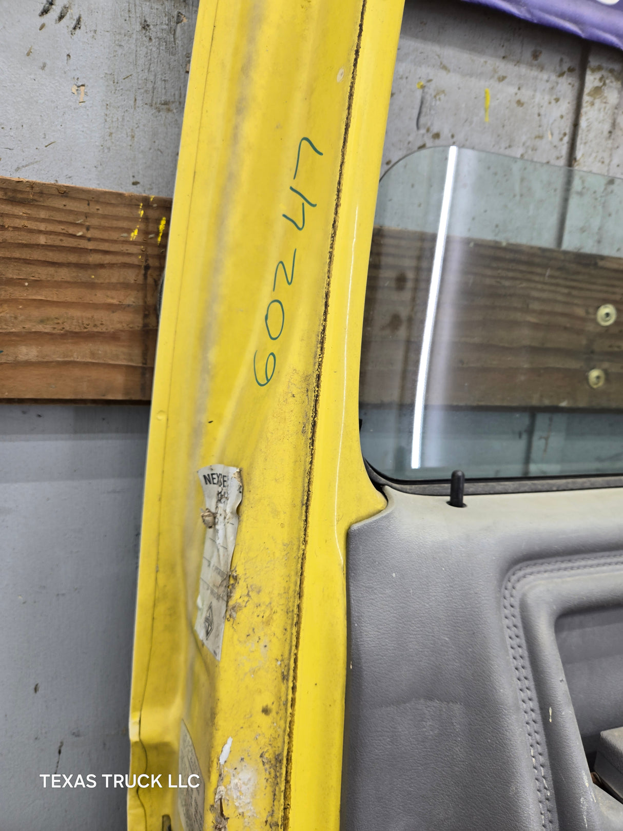 1987-1997 Ford F Series F250 F350 F450 F550 Driver Side Front Door LH