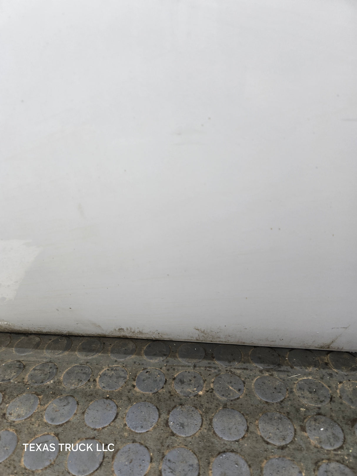 1999-2011 Ford Super Duty LH Driver Side Front Door F250 F350 F450 F550