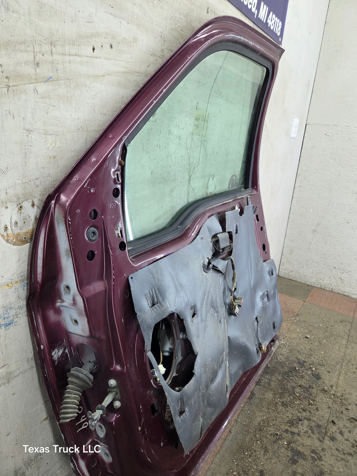 1999-2011 Ford Super Duty / Excursion Front Passenger RH Door F250 F350 F450 F550