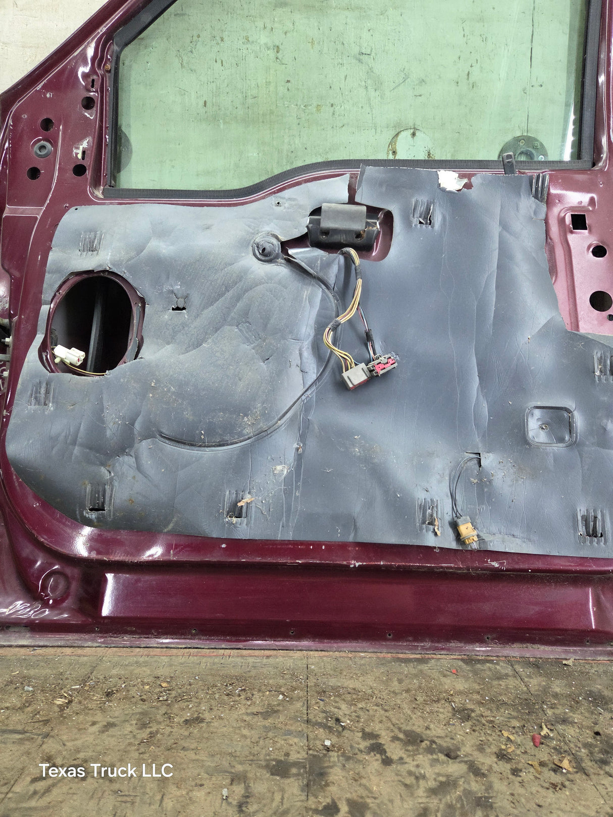 1999-2011 Ford Super Duty / Excursion Front Passenger RH Door F250 F350 F450 F550