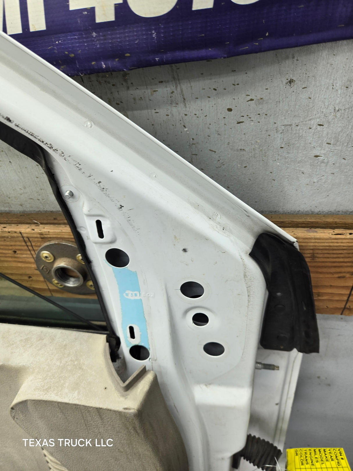1999-2011 Ford Super Duty LH Driver Side Front Door F250 F350 F450 F550