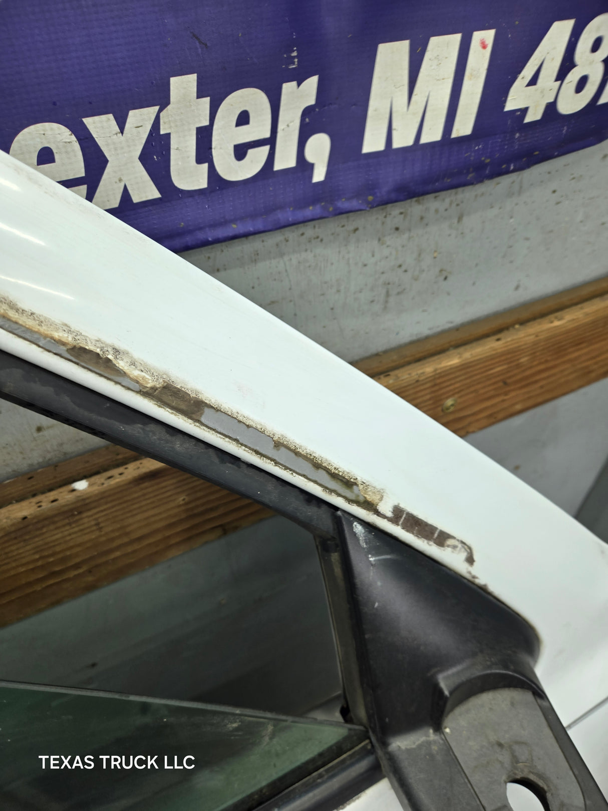 1999-2006 Chevrolet Silverado / GMC Sierra 1500 2500 3500 HD Front Passenger side Door RH