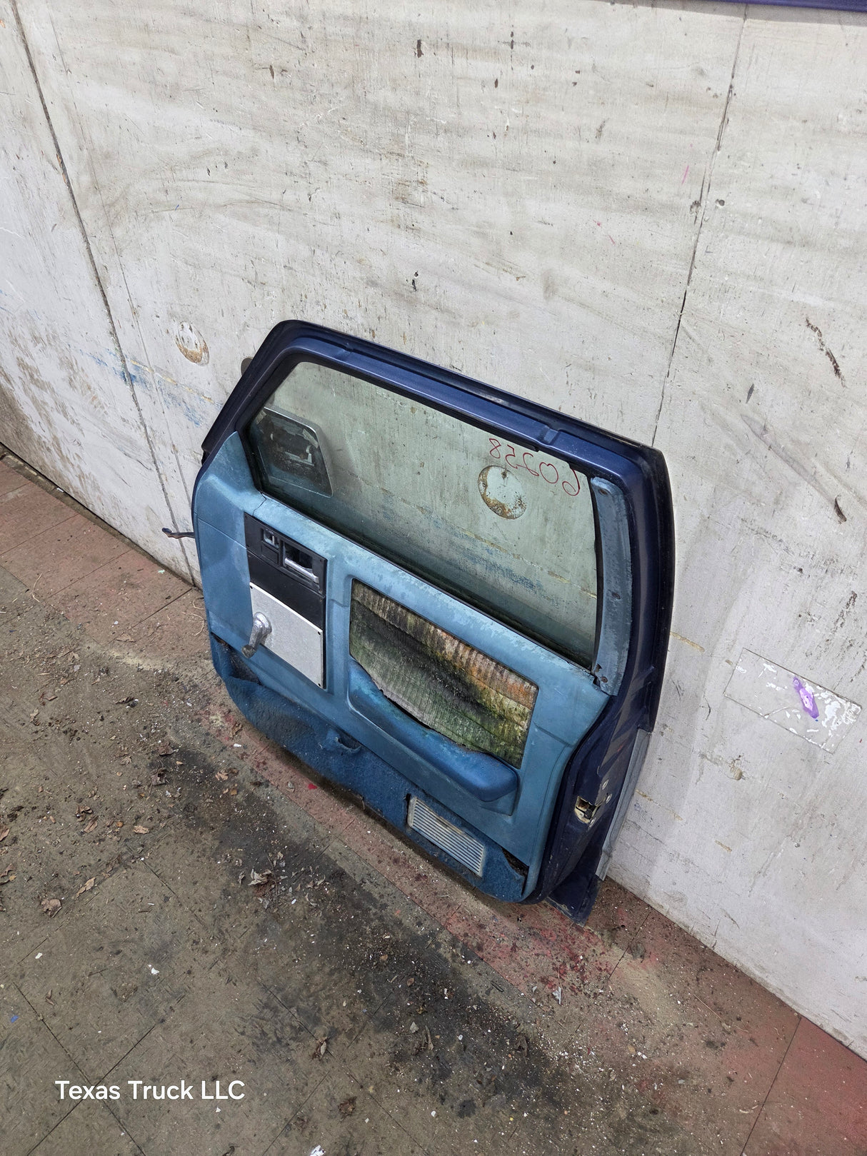 1982-1993 Chevrolet S10 / GMC S15 Sonoma RH Passenger Side Front Door