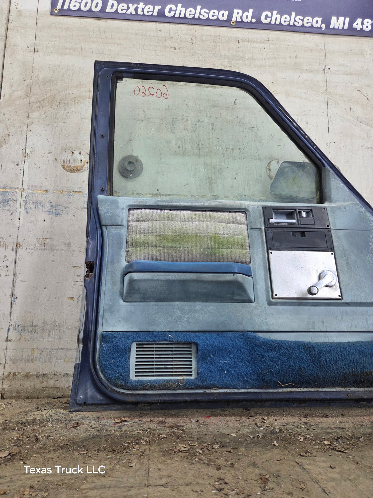 1982-1993 Chevrolet S10 / GMC S15 Sonoma LH Driver Side Front Door