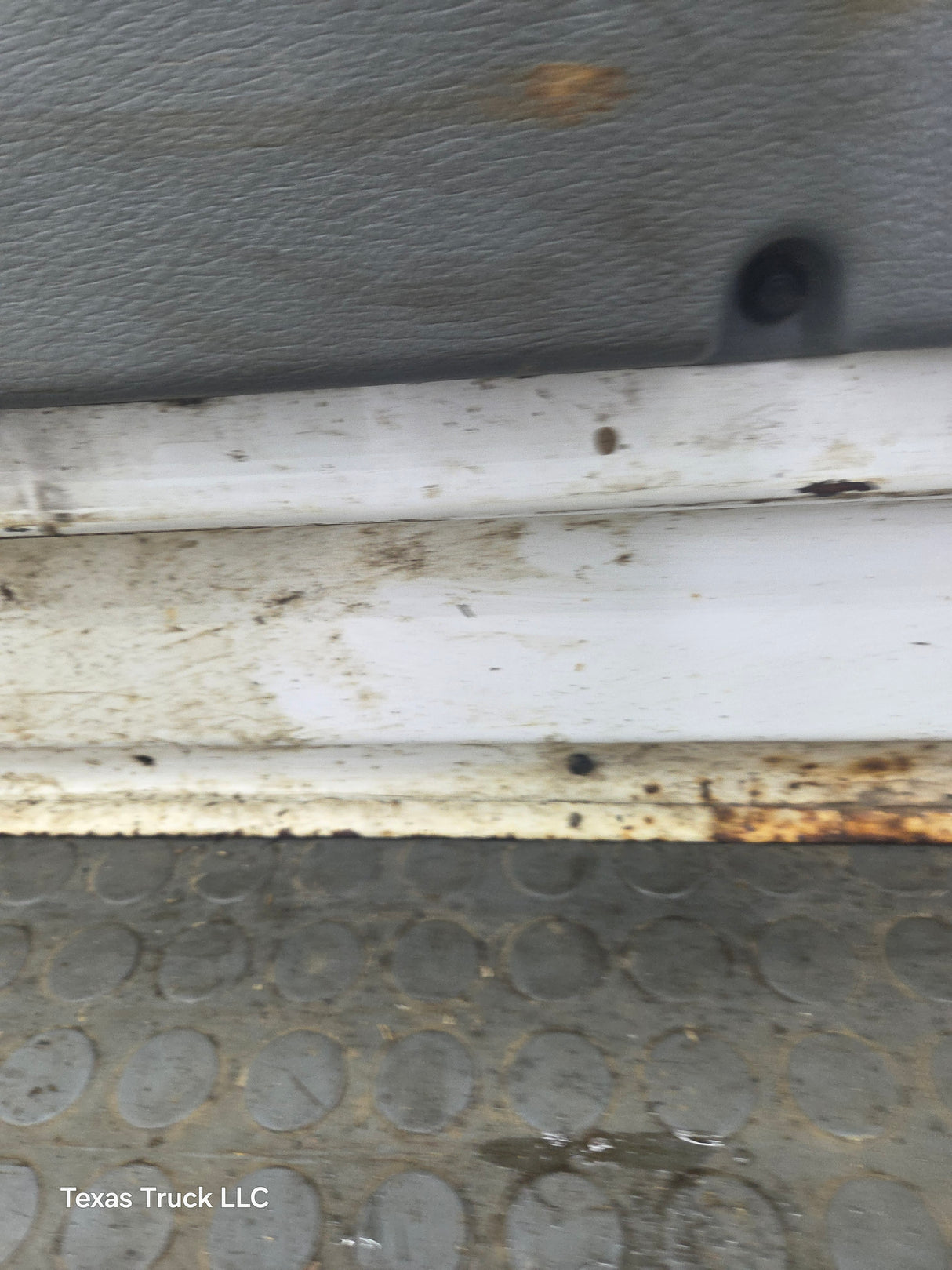 1999-2011 Ford Super Duty / Excursion Front Passenger RH Door F250 F350 F450 F550- Oxford White
