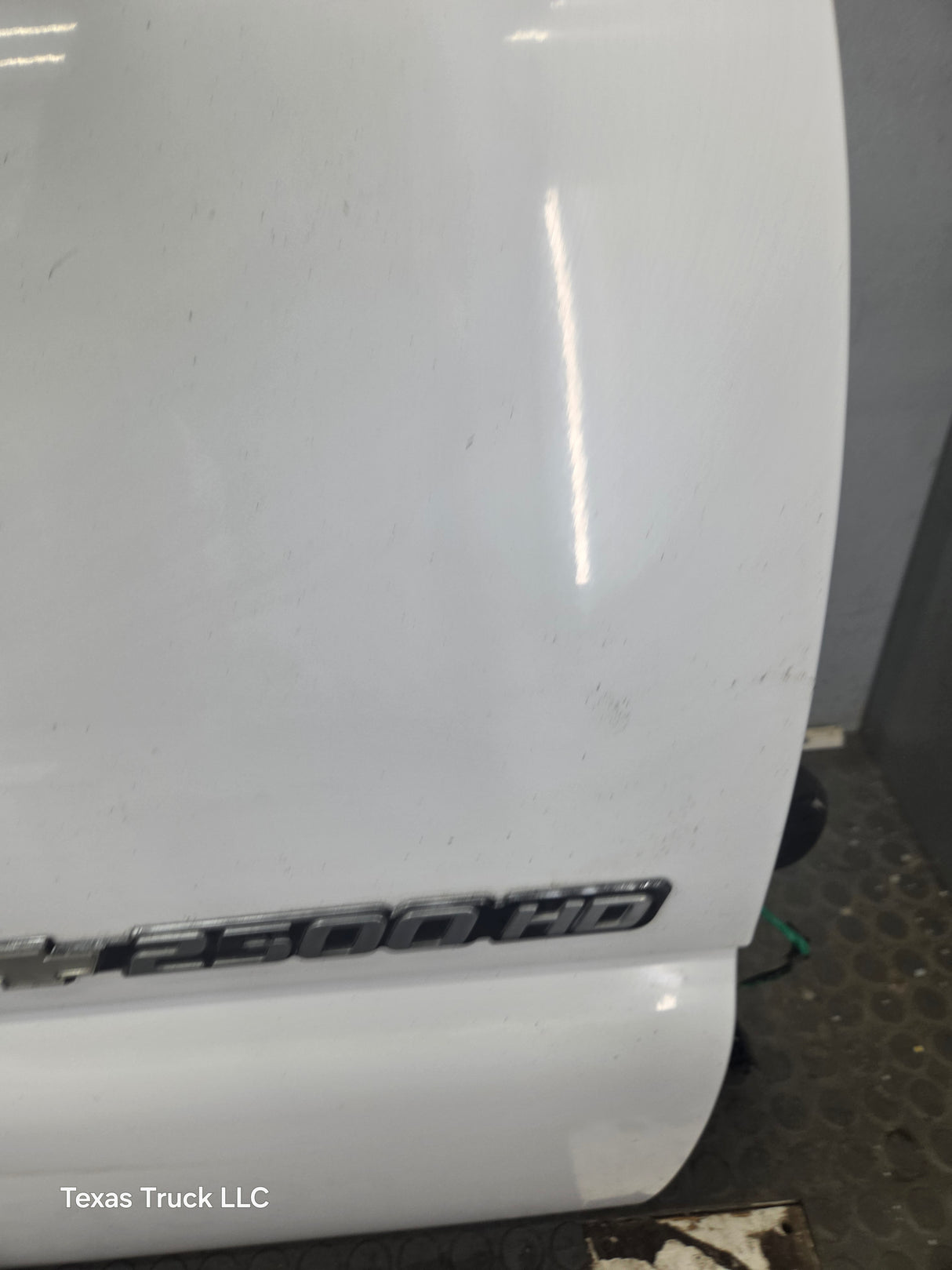 1999-2006 Chevrolet Silverado / GMC Sierra 1500 2500 3500 HD Front Passenger side Door RH