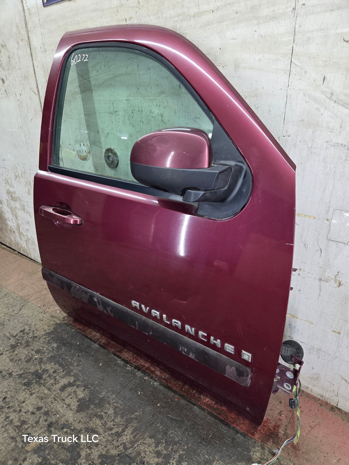 2007-2013 Chevrolet Silverado / GMC Sierra 1500 2500 3500 HD RH Front Passenger Side Door