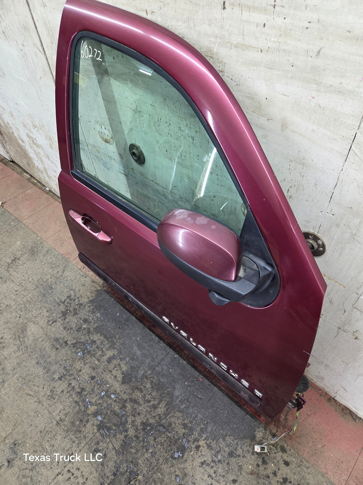 2007-2013 Chevrolet Silverado / GMC Sierra 1500 2500 3500 HD RH Front Passenger Side Door