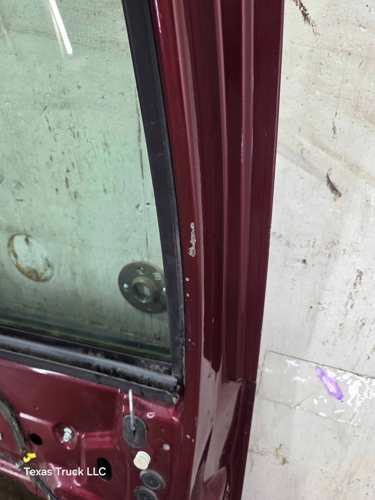 2007-2013 Chevrolet Silverado / GMC Sierra 1500 2500 3500 HD RH Front Passenger Side Door