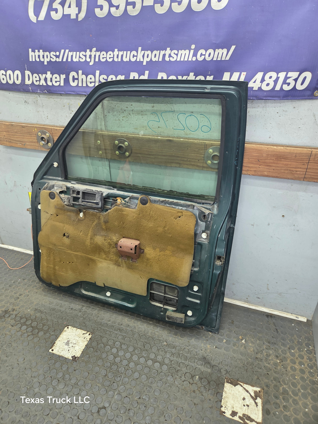1982-1993 Chevrolet S10 / GMC S15 Sonoma LH Driver Side Front Door