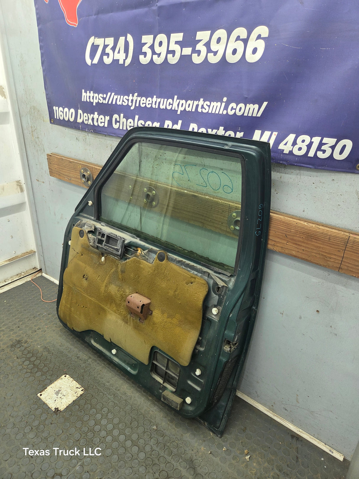 1982-1993 Chevrolet S10 / GMC S15 Sonoma LH Driver Side Front Door