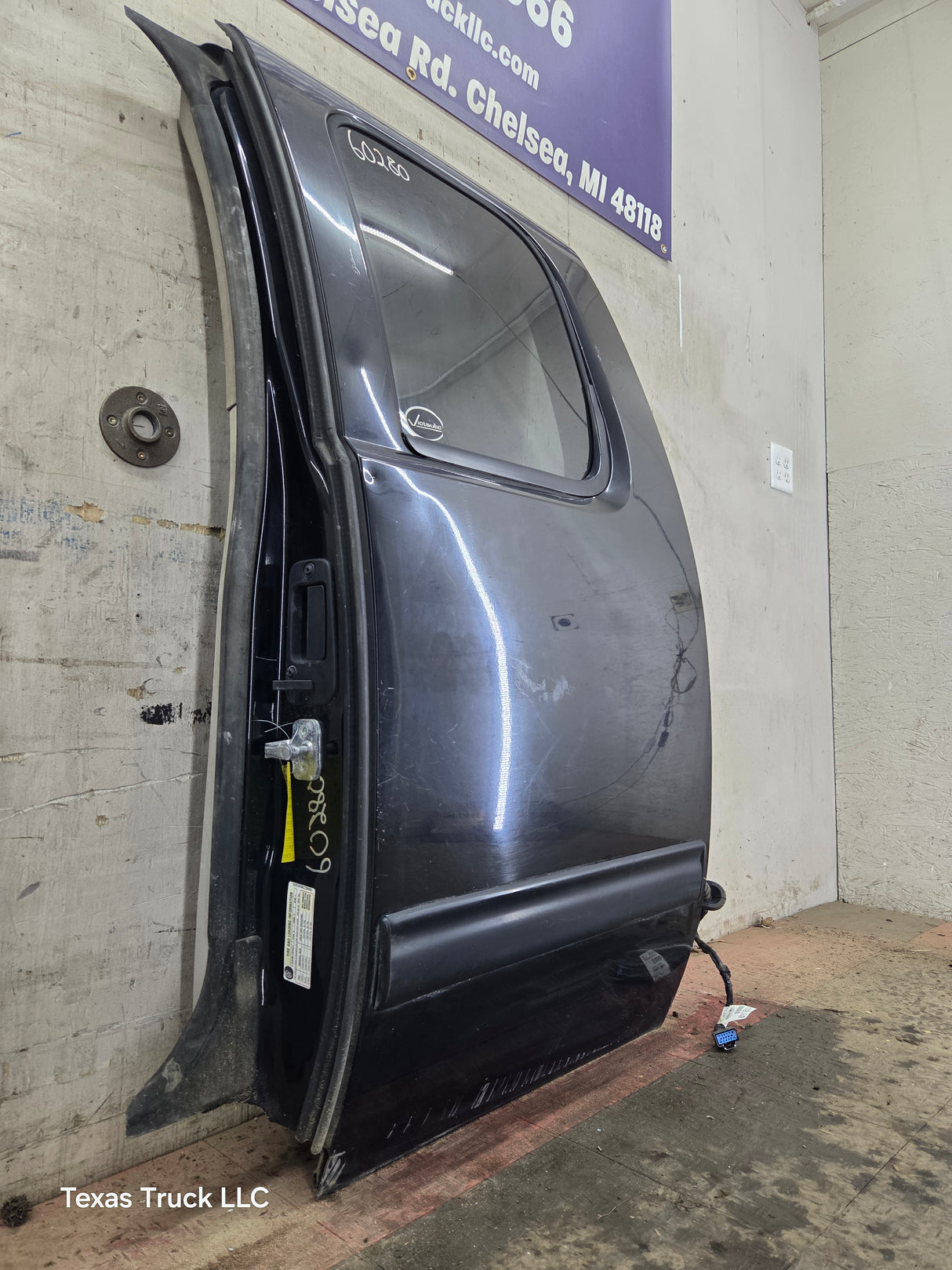 2007-2013 Chevrolet Silverado / GMC Sierra 1500 2500 3500 HD Driver Side Extended Cab LH Rear Door