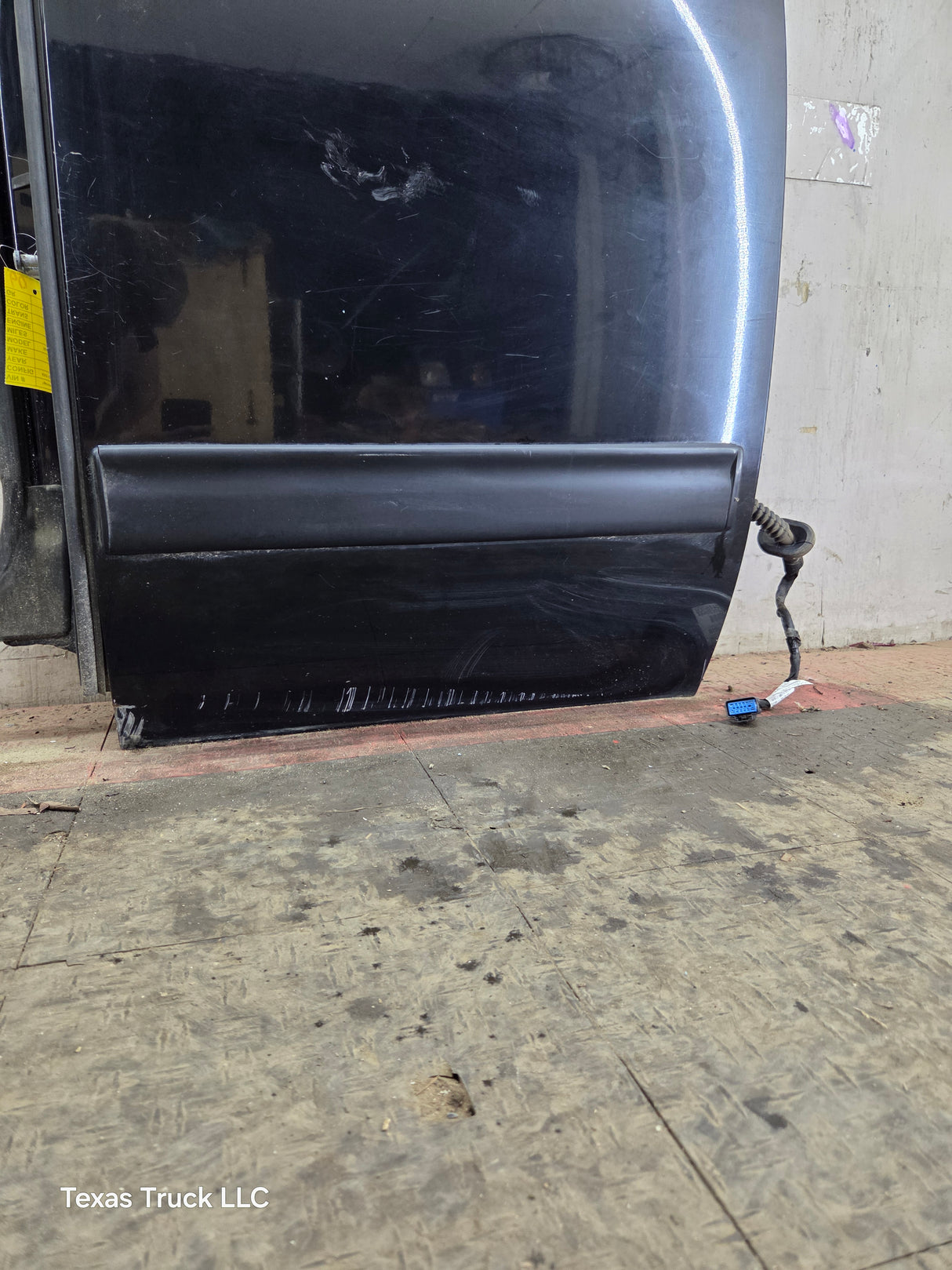 2007-2013 Chevrolet Silverado / GMC Sierra 1500 2500 3500 HD Driver Side Extended Cab LH Rear Door
