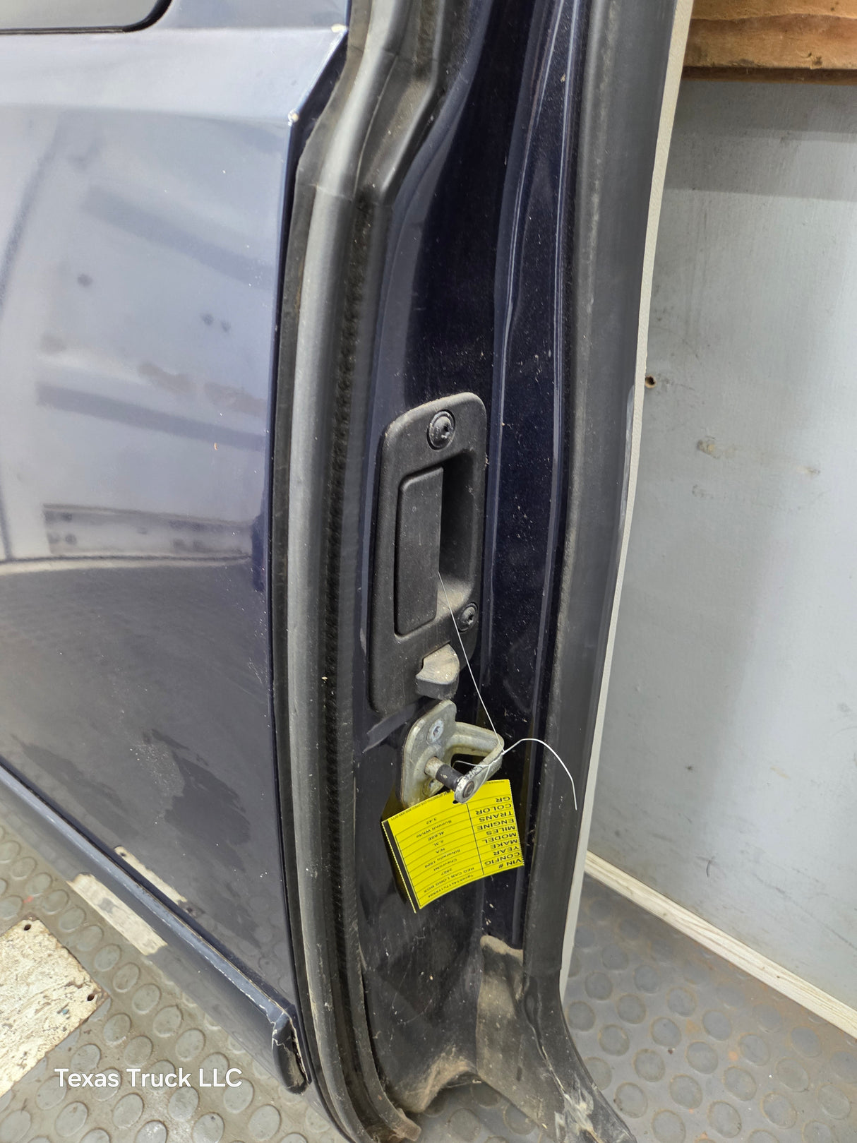 2007-2013 Chevrolet Silverado / GMC Sierra 1500 2500 3500 HD Passenger side Extended Cab RH Rear Door