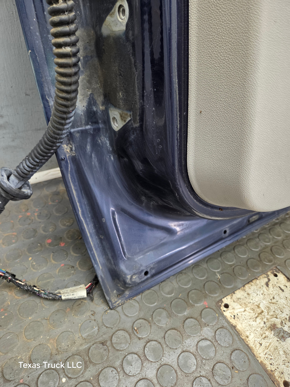 2007-2013 Chevrolet Silverado / GMC Sierra 1500 2500 3500 HD Driver Side Extended Cab LH Rear Door