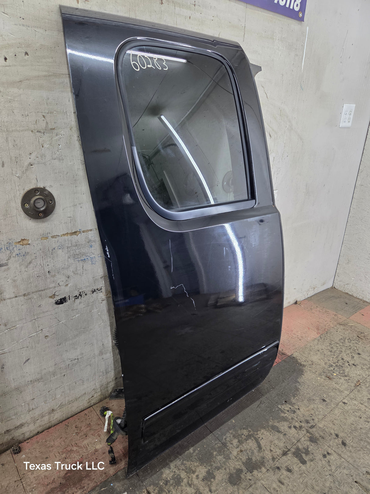 2007-2013 Chevrolet Silverado / GMC Sierra 1500 2500 3500 HD Passenger side Extended Cab RH Rear Door