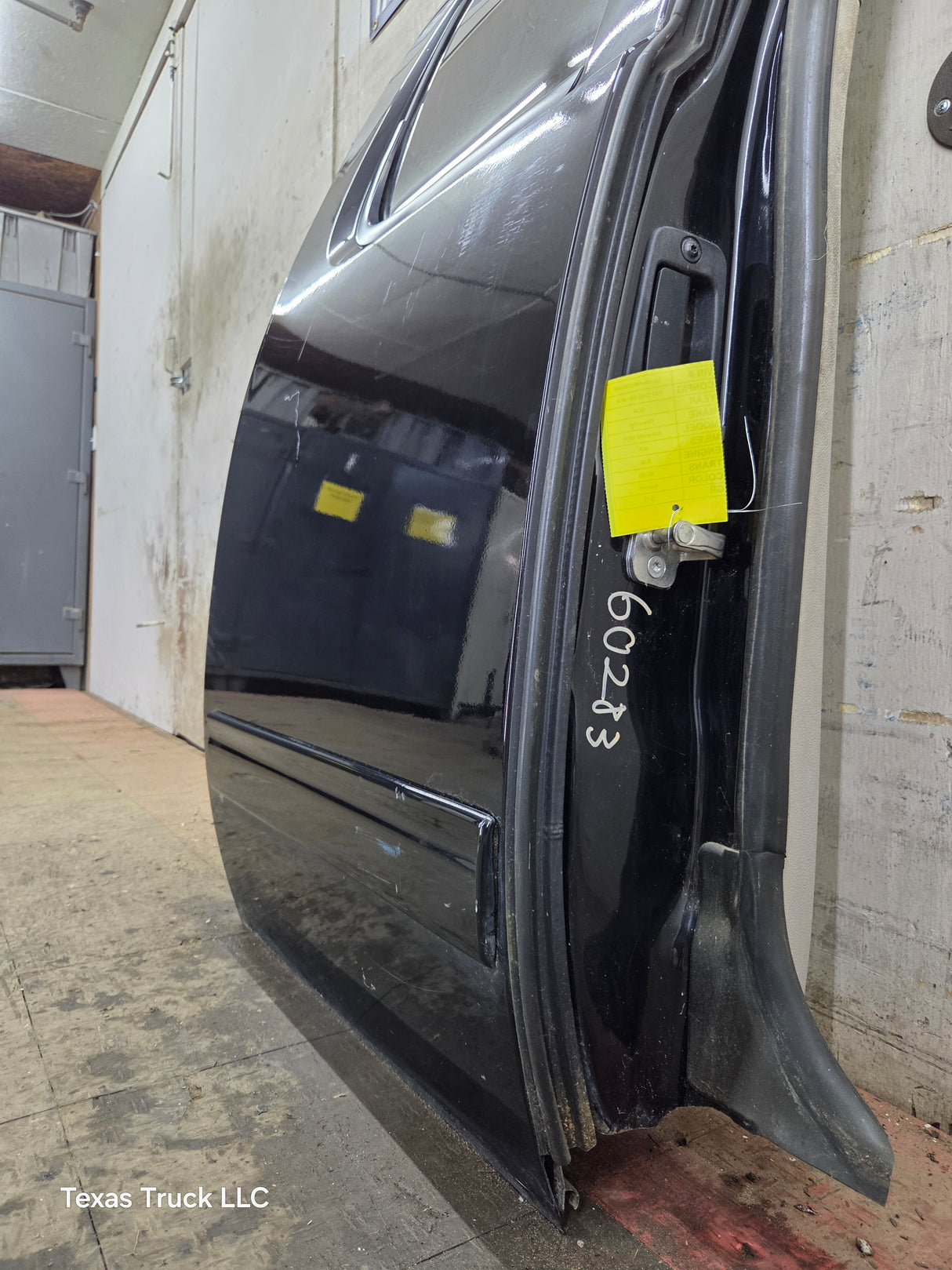 2007-2013 Chevrolet Silverado / GMC Sierra 1500 2500 3500 HD Passenger side Extended Cab RH Rear Door