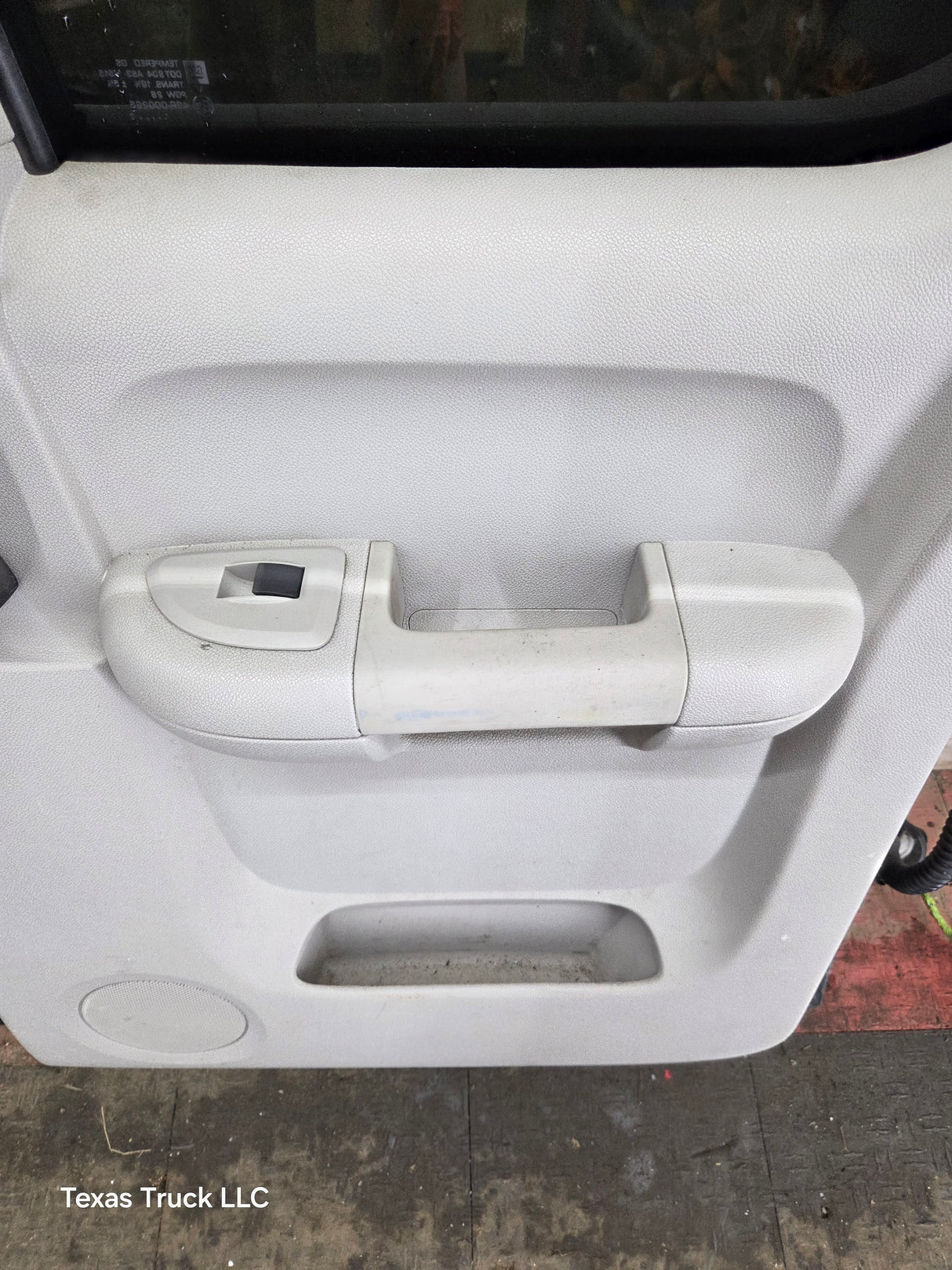 2007-2013 Chevrolet Silverado / GMC Sierra 1500 2500 3500 HD Passenger side Extended Cab RH Rear Door