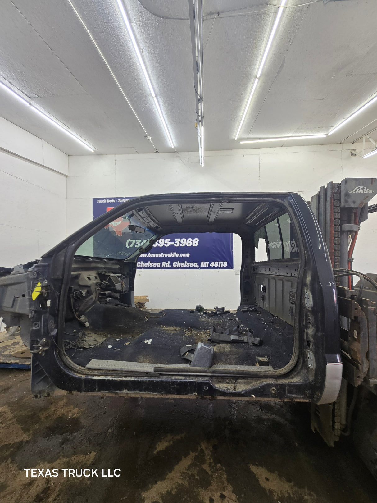 1999-2007 Ford Super Duty Extended Cab F250 F350 F450 F550