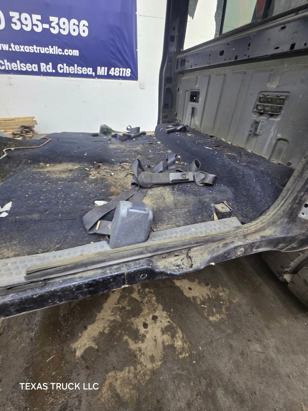 1999-2007 Ford Super Duty Extended Cab F250 F350 F450 F550