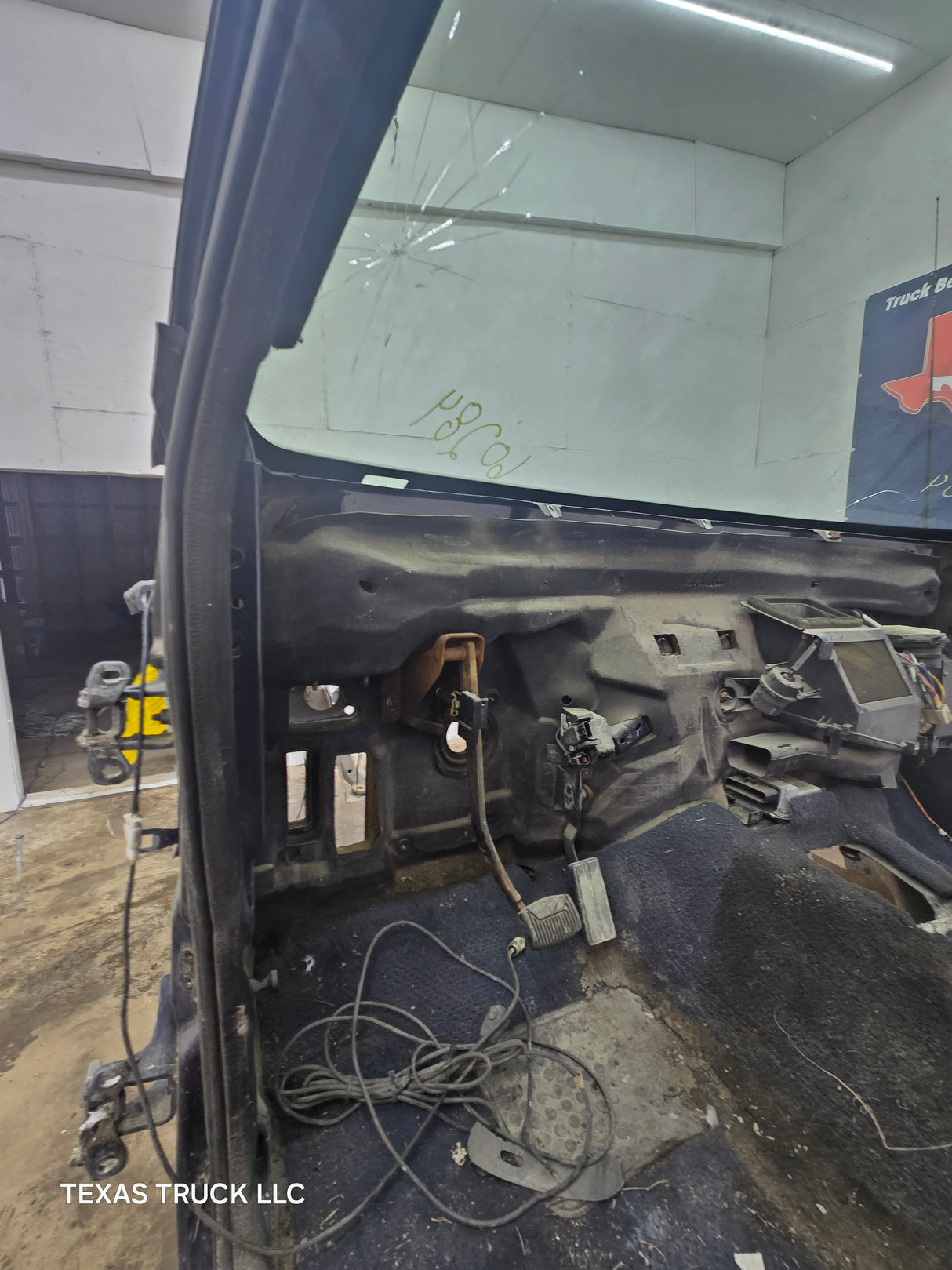 1999-2007 Ford Super Duty Extended Cab F250 F350 F450 F550