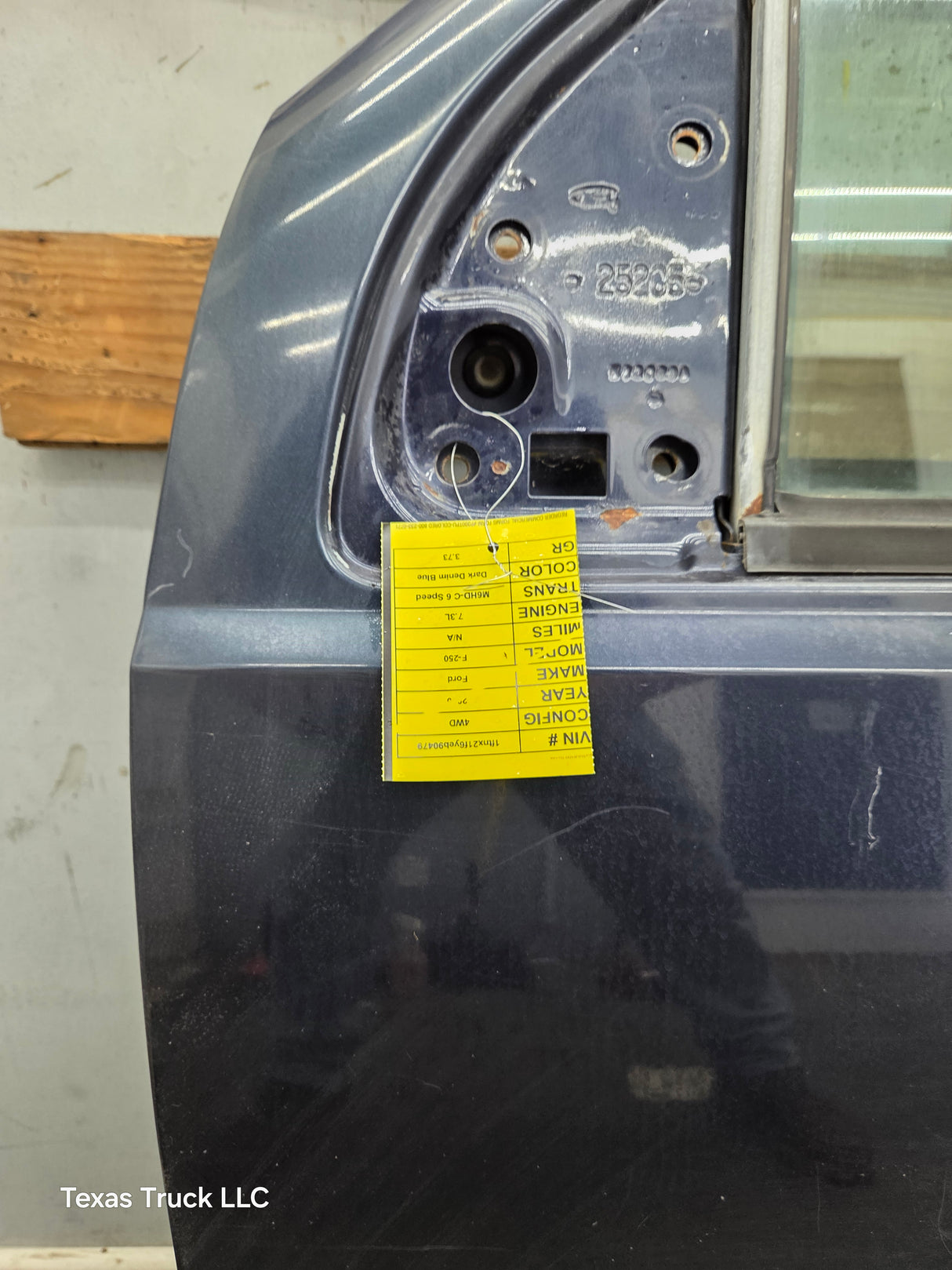 1999-2011 Ford Super Duty LH Driver Side Front Door F250 F350 F450 F550