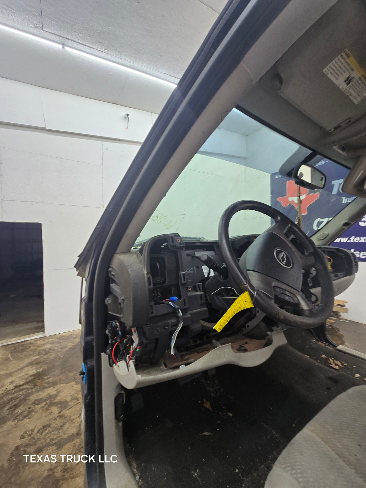 2007-2013 Chevrolet Silverado / GMC Sierra 1500 2500 3500 HD Extended Cab