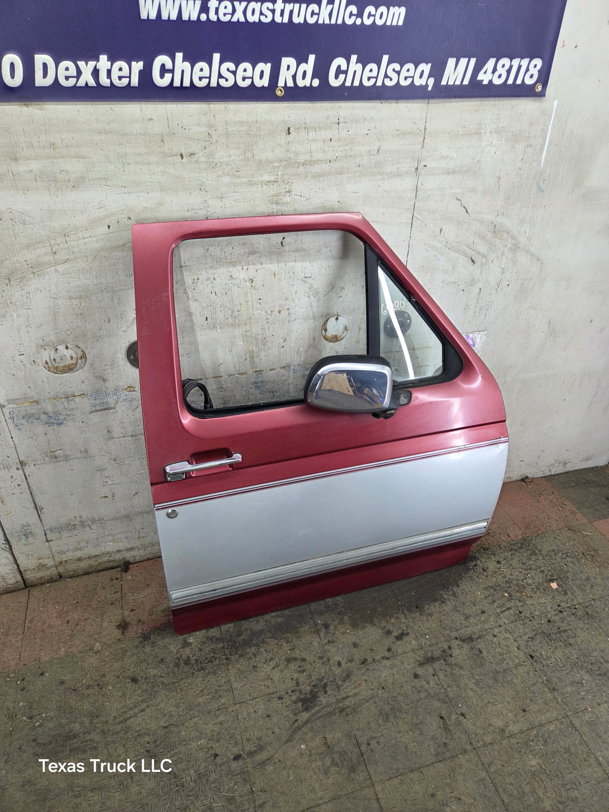 1987-1997 Ford F Series F250 F350 F450 F550 RH Passenger Side Front Door