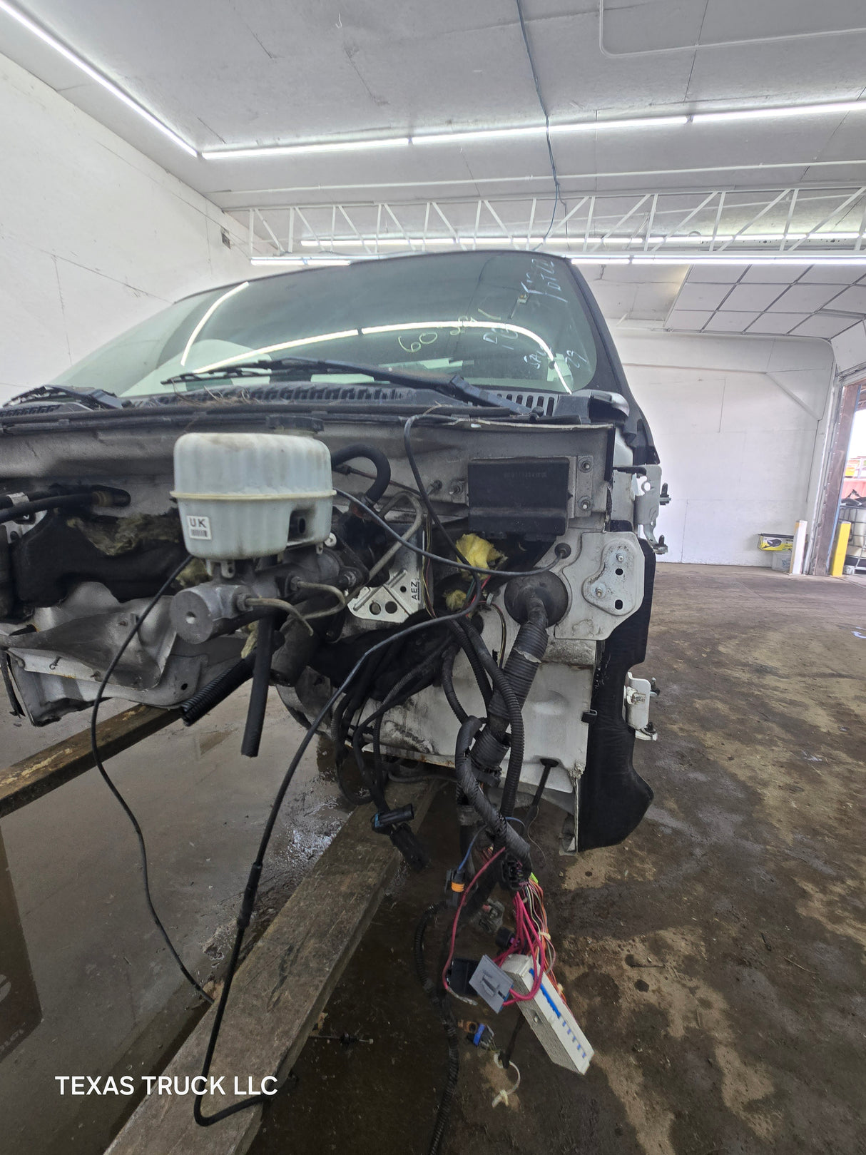 1999-2007 Chevrolet Silverado / GMC Sierra 1500 2500 HD 3500HD Regular Cab Body