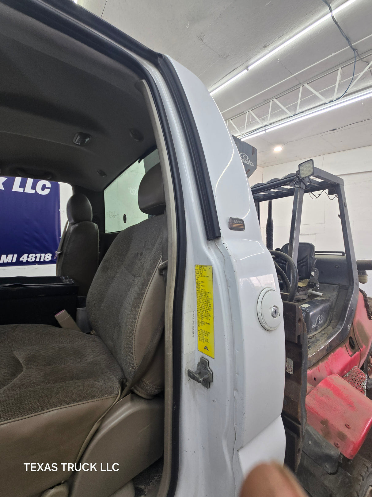 1999-2007 Chevrolet Silverado / GMC Sierra 1500 2500 HD 3500HD Regular Cab Body