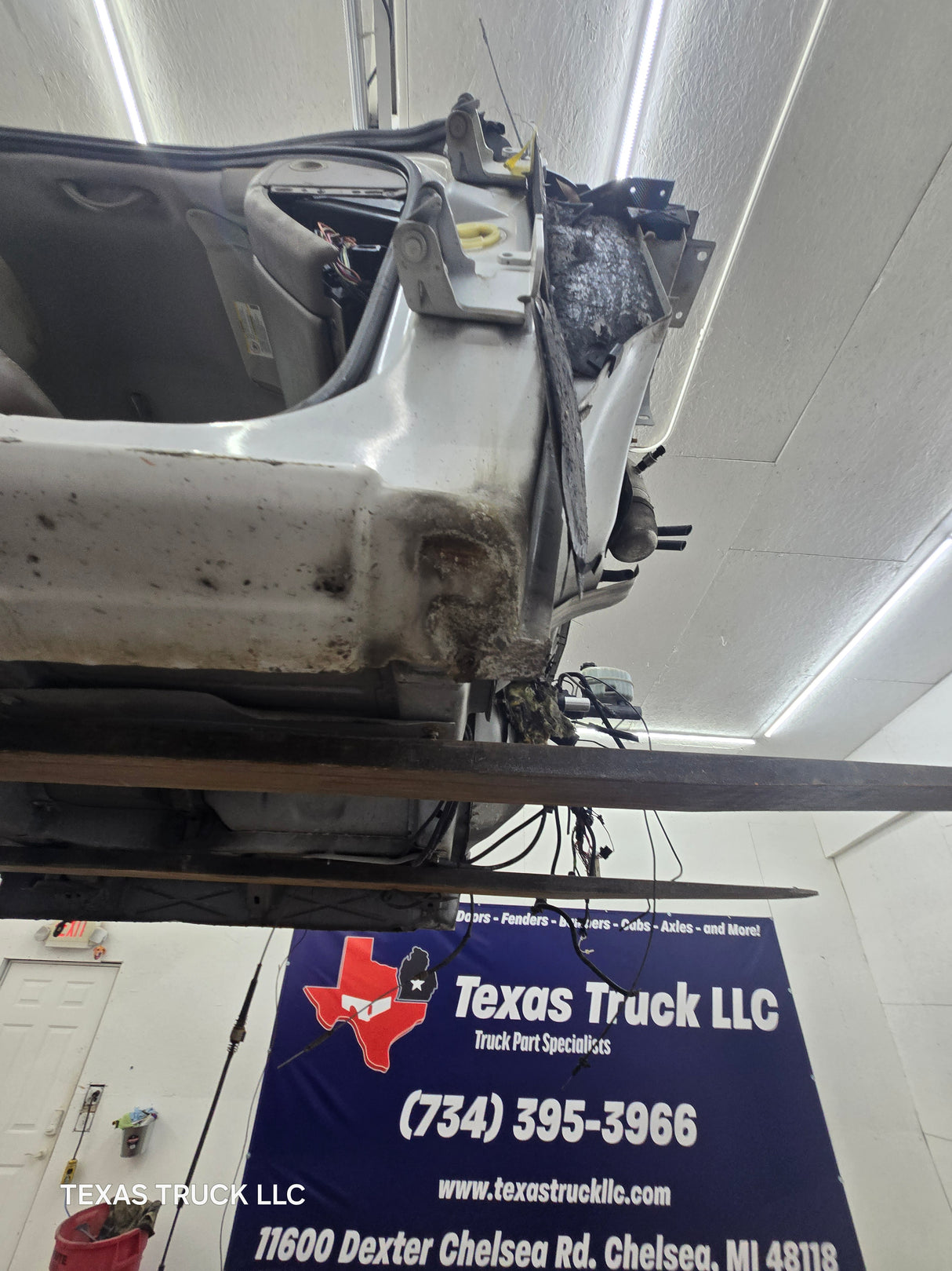 1999-2007 Chevrolet Silverado / GMC Sierra 1500 2500 HD 3500HD Regular Cab Body