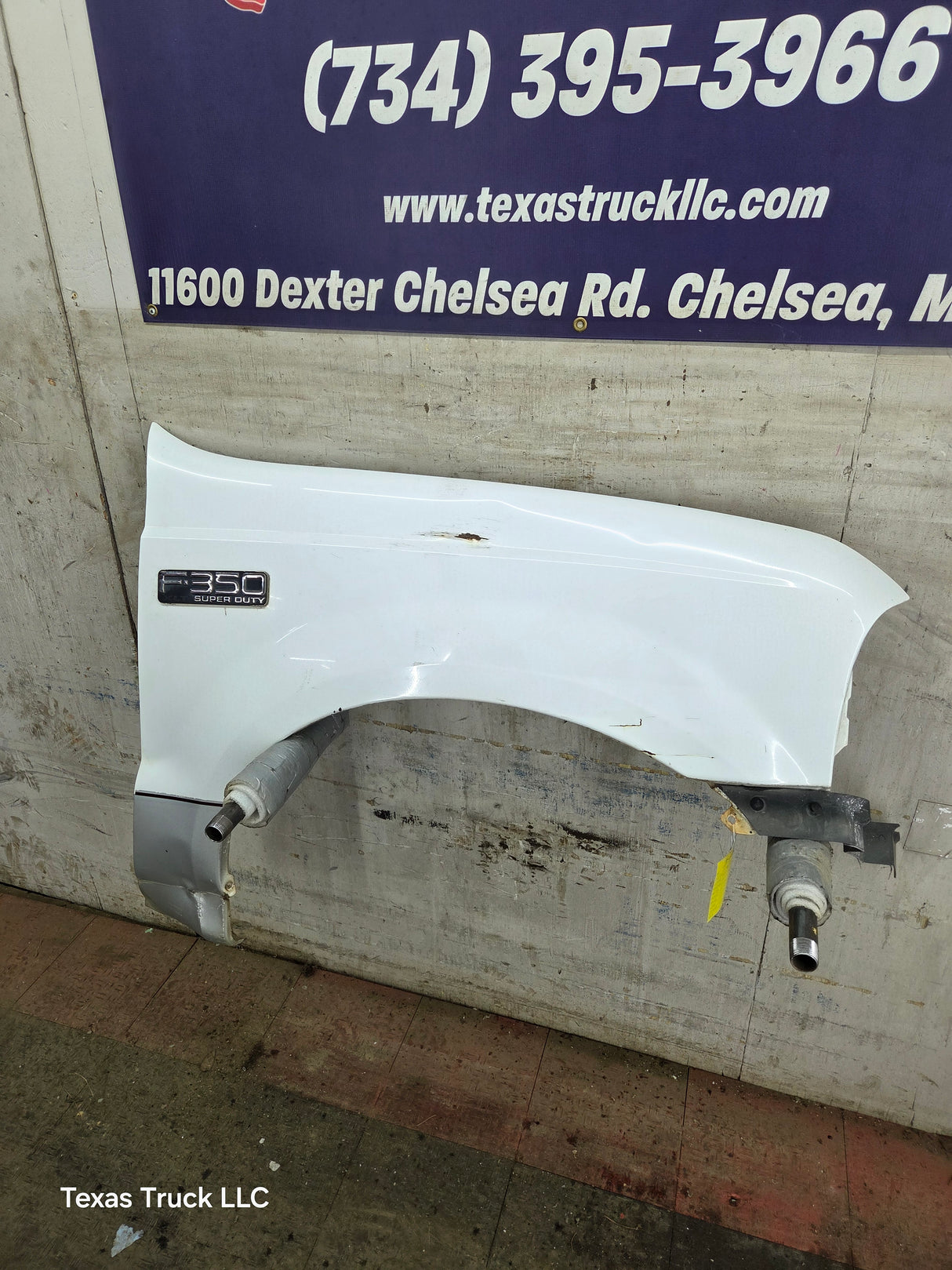 1999-2007 Ford Super Duty RH Passenger Side Front Fender F250 F350 F450 F550 Excursion