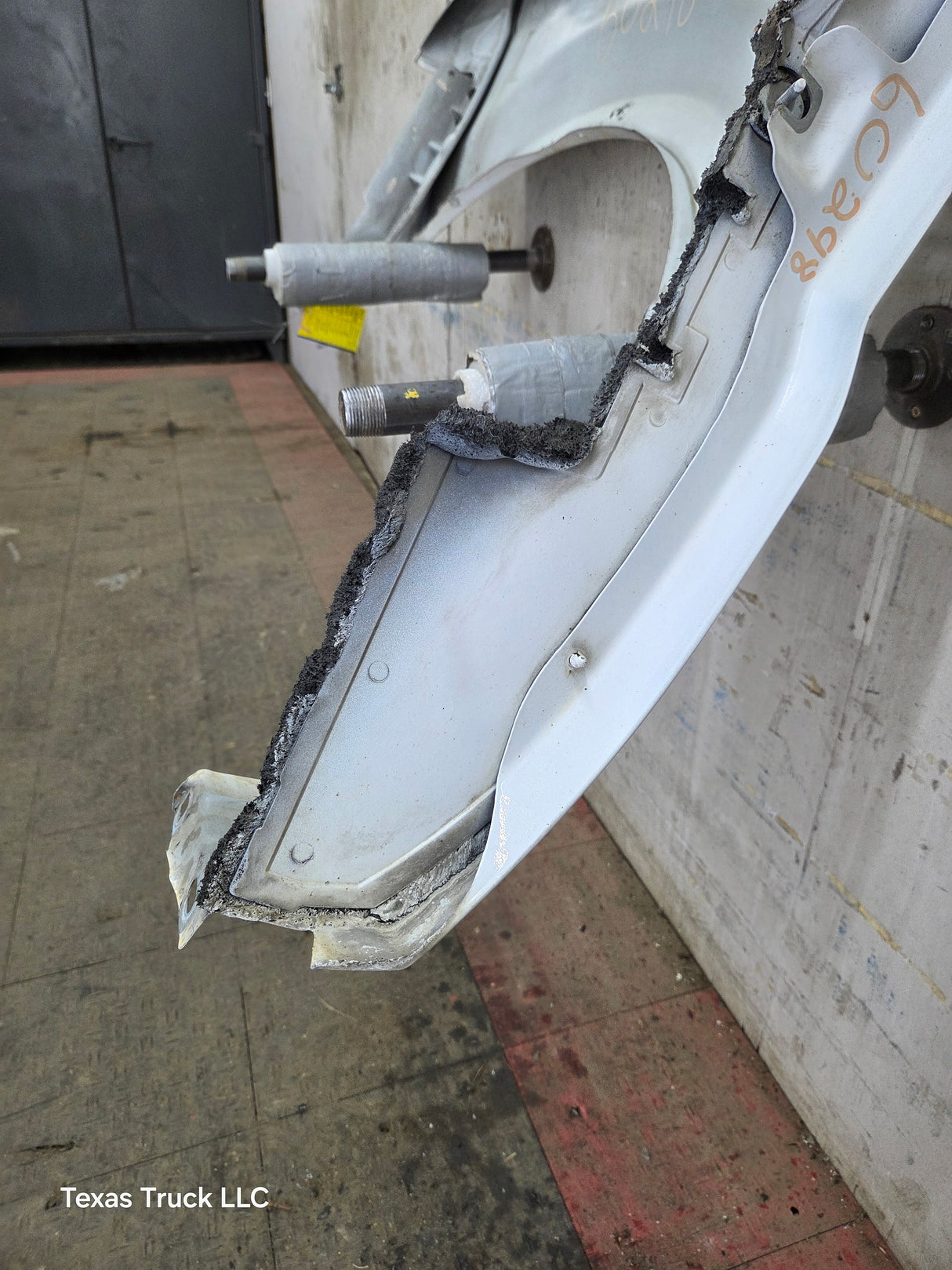 2008-2010 Ford Super Duty F250 F350 RH Passenger Side Fender