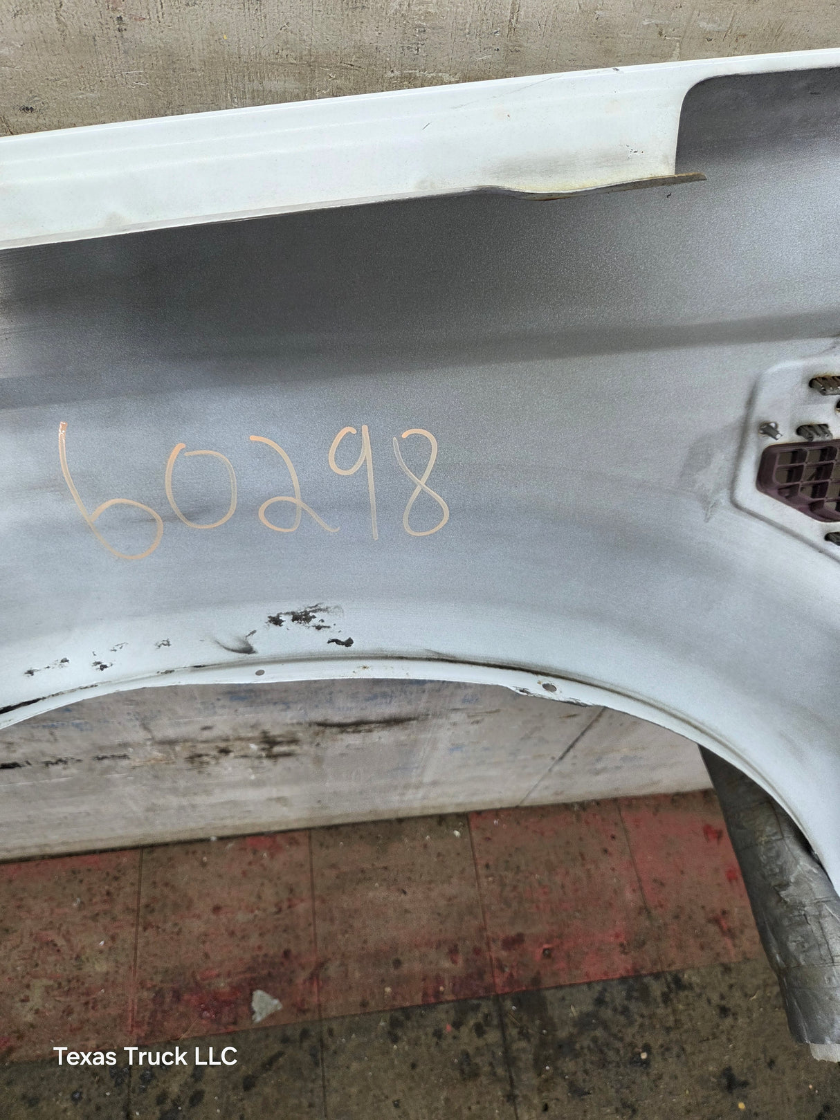 2008-2010 Ford Super Duty F250 F350 RH Passenger Side Fender
