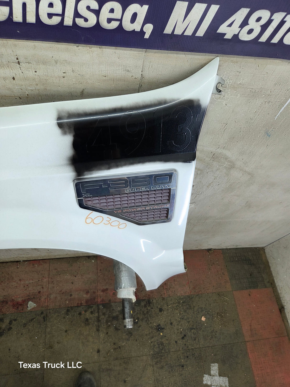 2008-2010 Ford Super Duty F250 F350 LH Driver Side Fender