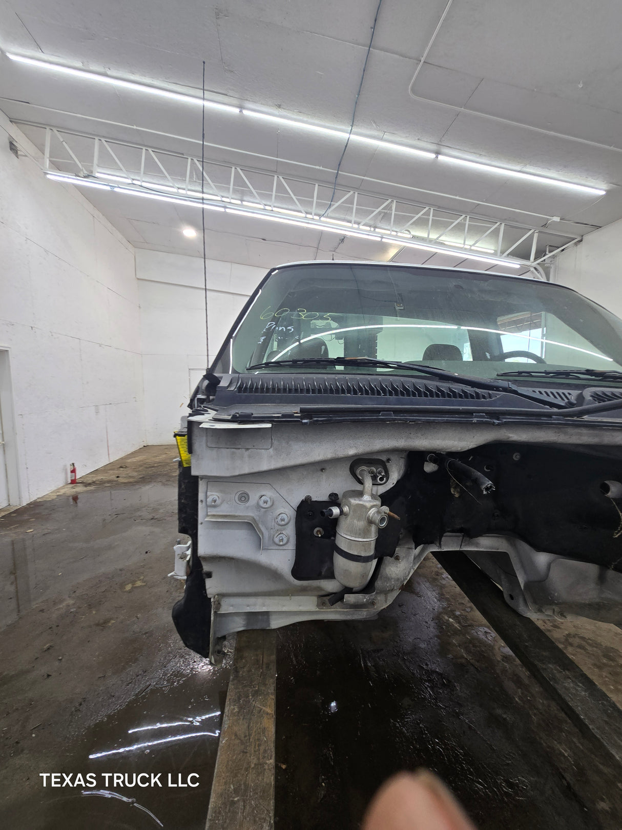 1999-2007 Chevrolet Silverado / GMC Sierra 1500 2500 HD 3500HD Regular Cab Body