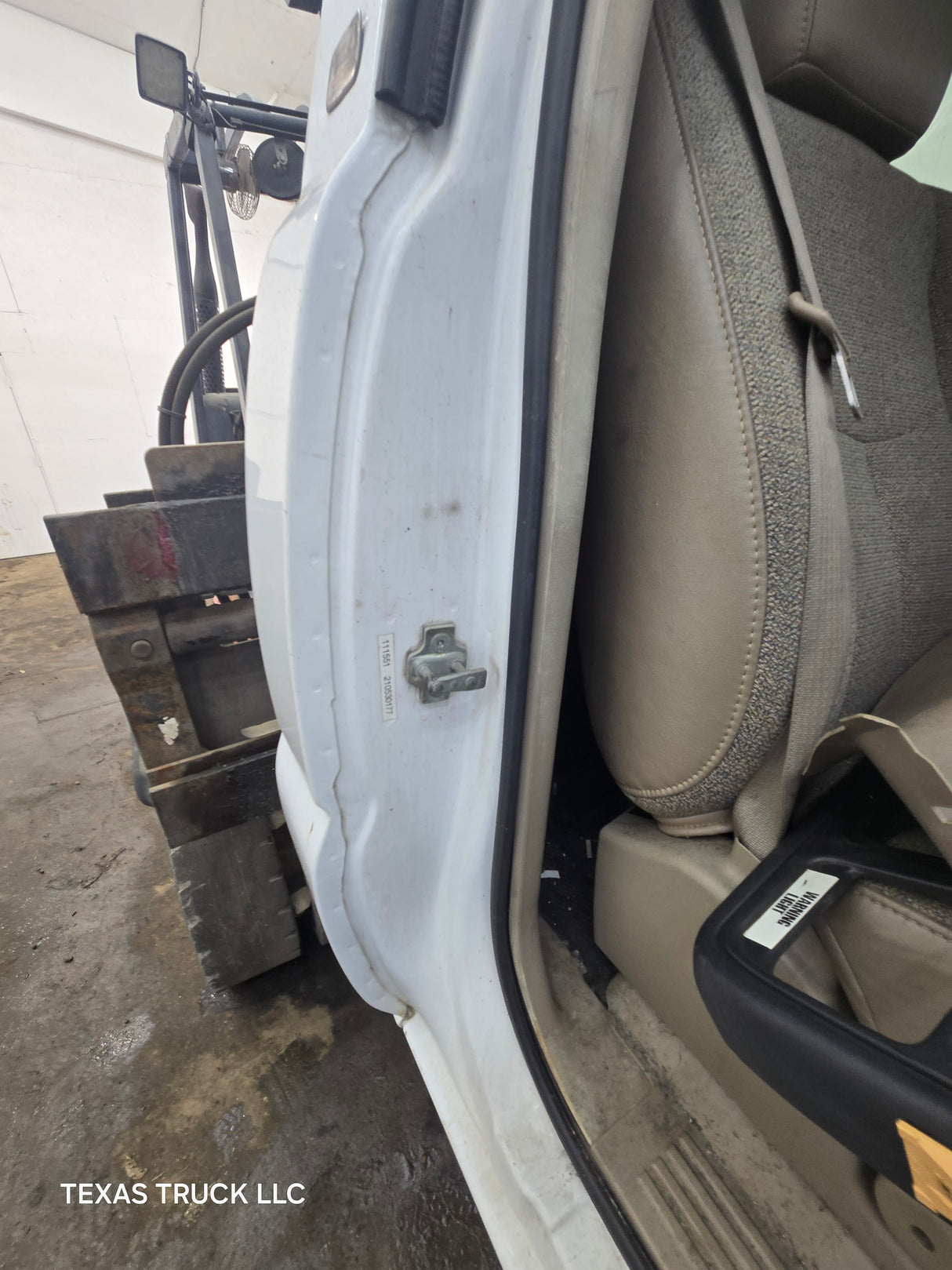 1999-2007 Chevrolet Silverado / GMC Sierra 1500 2500 HD 3500HD Regular Cab Body