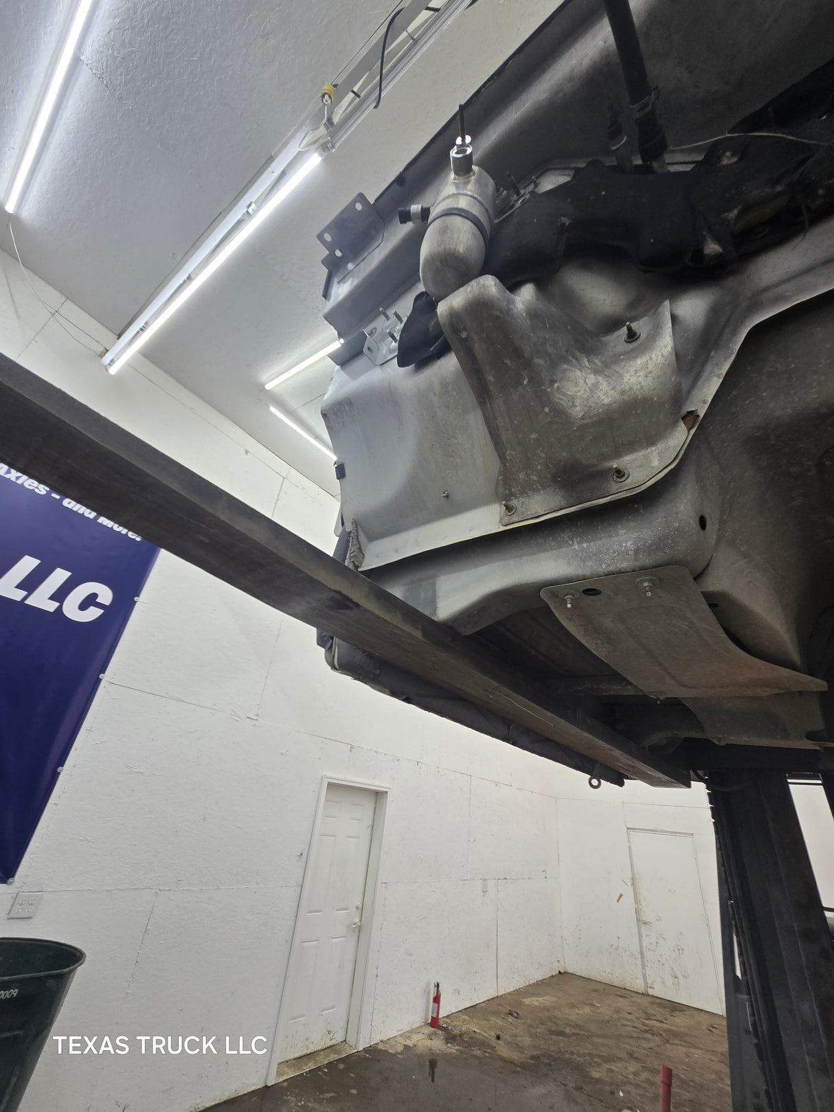 1999-2007 Chevrolet Silverado / GMC Sierra 1500 2500 HD 3500HD Regular Cab Body