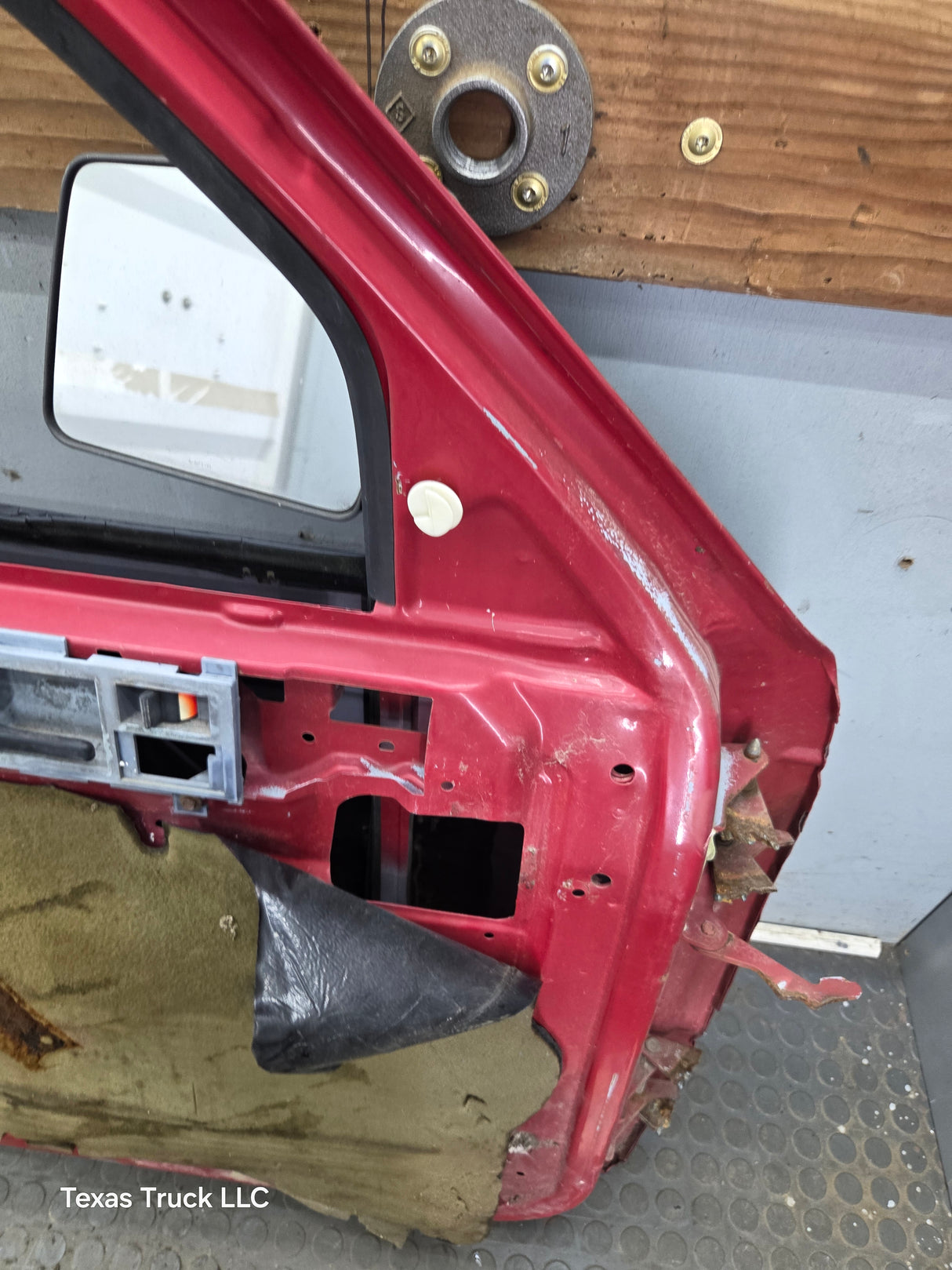 1982-1993 Chevrolet S10 / GMC S15 Sonoma LH Driver Side Front Door
