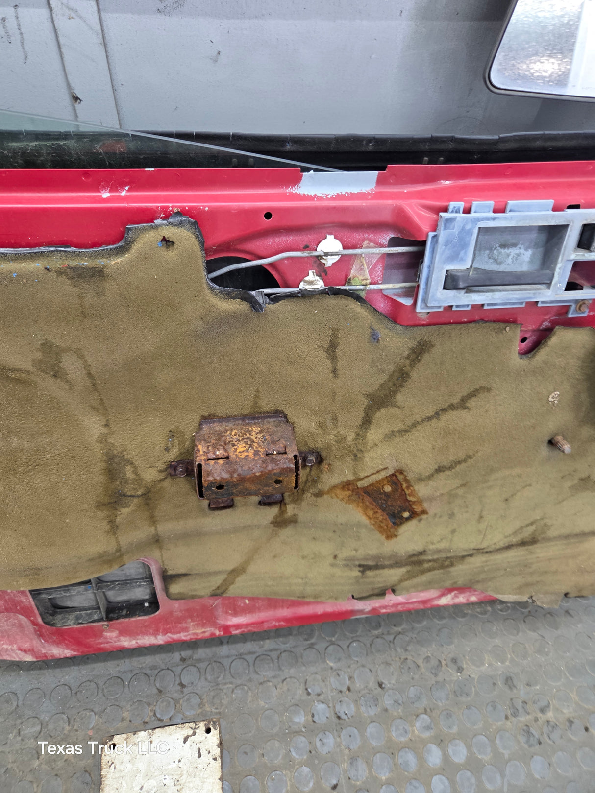 1982-1993 Chevrolet S10 / GMC S15 Sonoma LH Driver Side Front Door