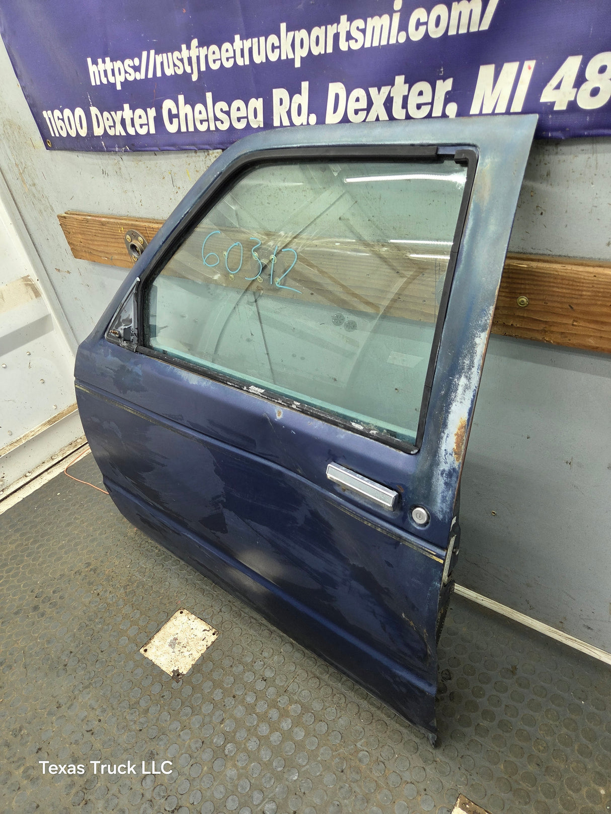1982-1993 Chevrolet S10 / GMC S15 Sonoma LH Driver Side Front Door