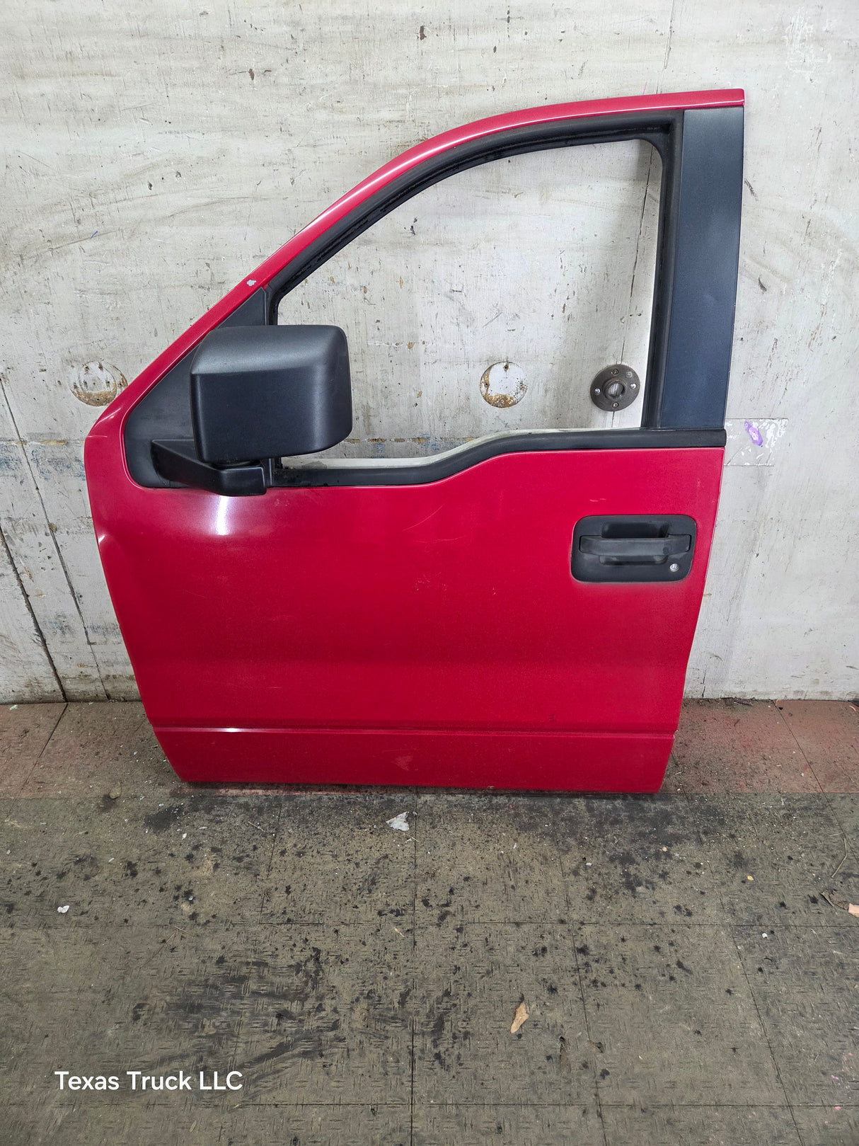 2004-2008 Ford F150 LH Driver Front CREW Cab Door