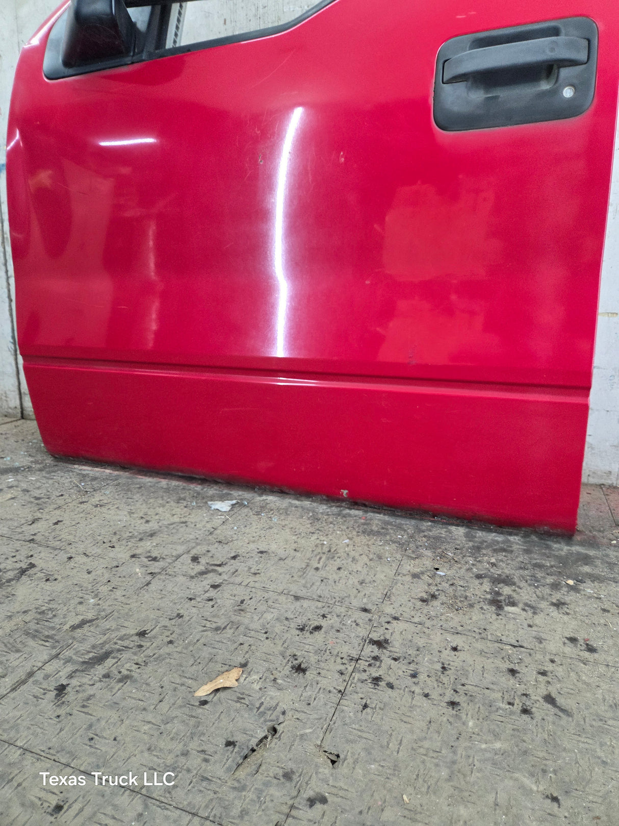 2004-2008 Ford F150 LH Driver Front CREW Cab Door