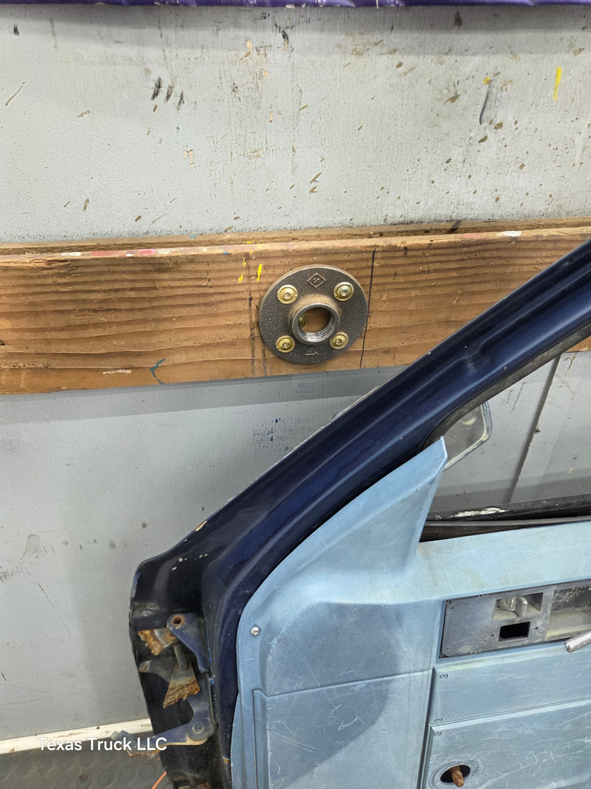 1982-1993 Chevrolet S10 / GMC S15 Sonoma RH Passenger Side Front Door